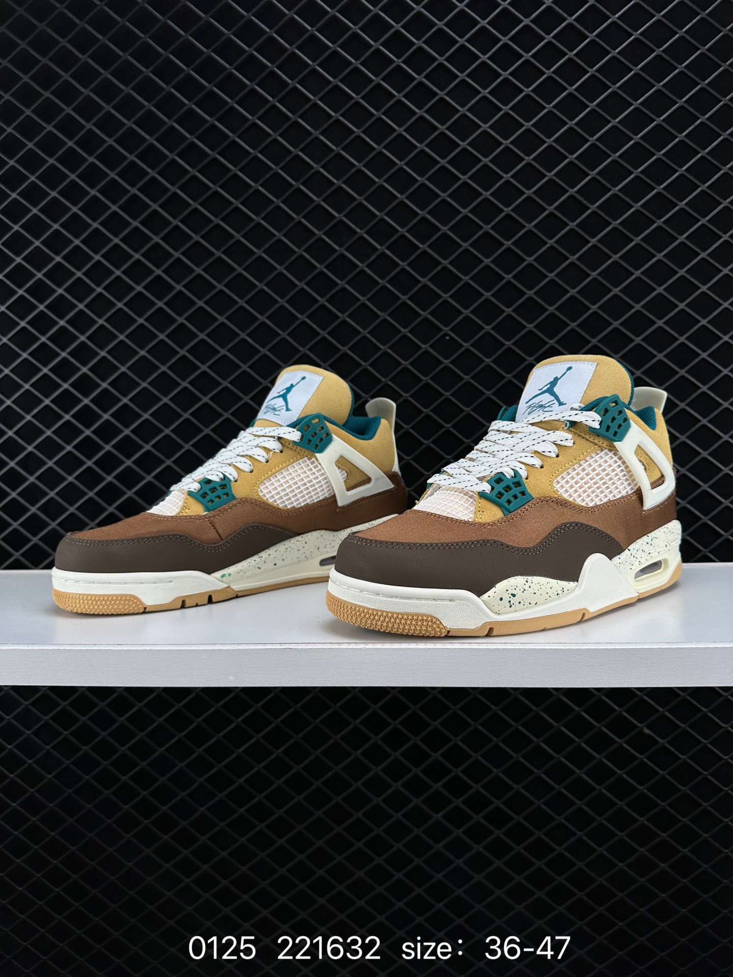 Nike Air Jordan 4 Retro”Bred Reimagined“